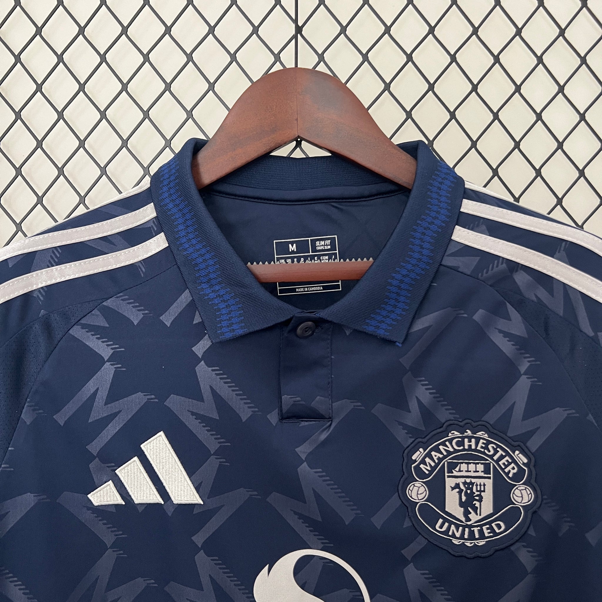 Manchester United 2024/25 Away Jersey