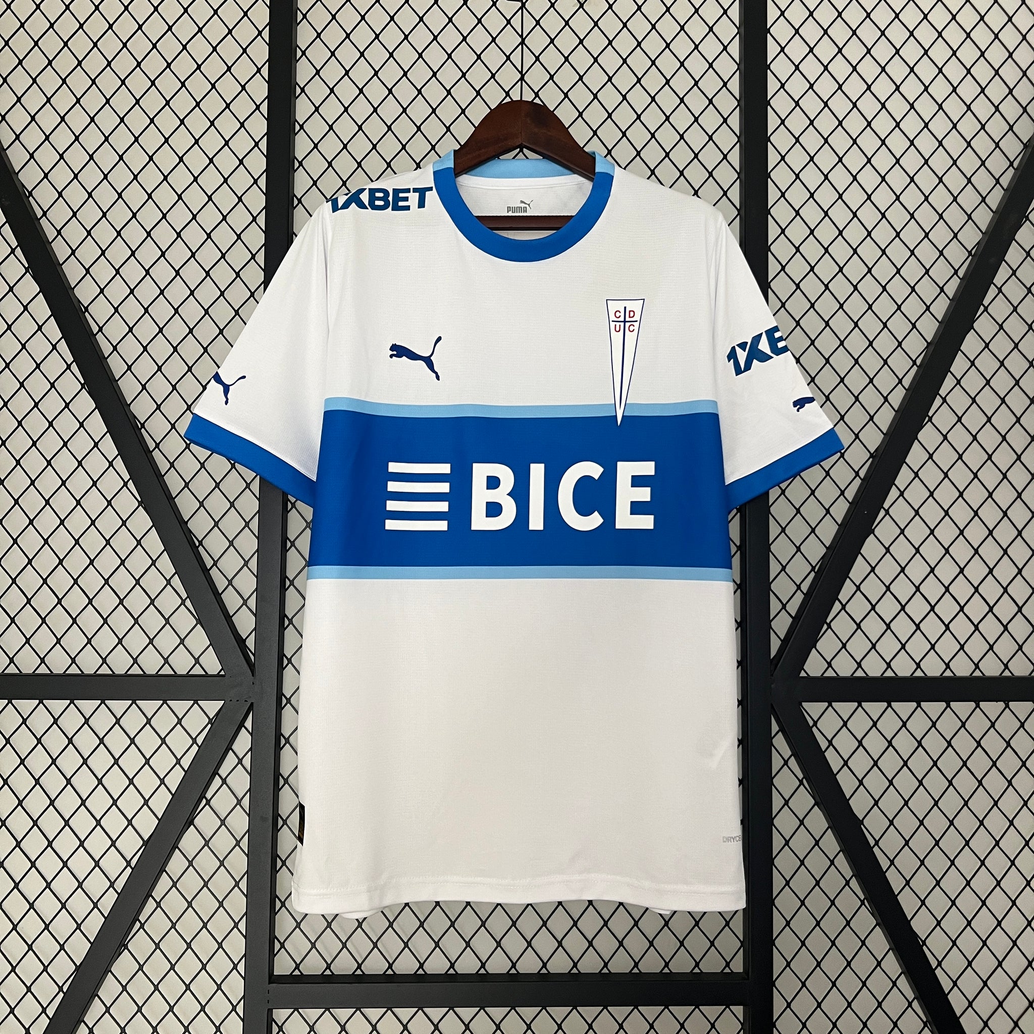 Universidad Católica Home 2024 Jersey