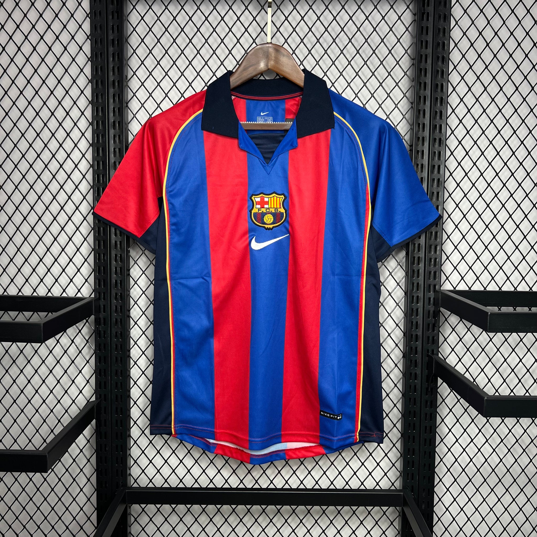 Barcelona 2004/05 Home Retro Jersey